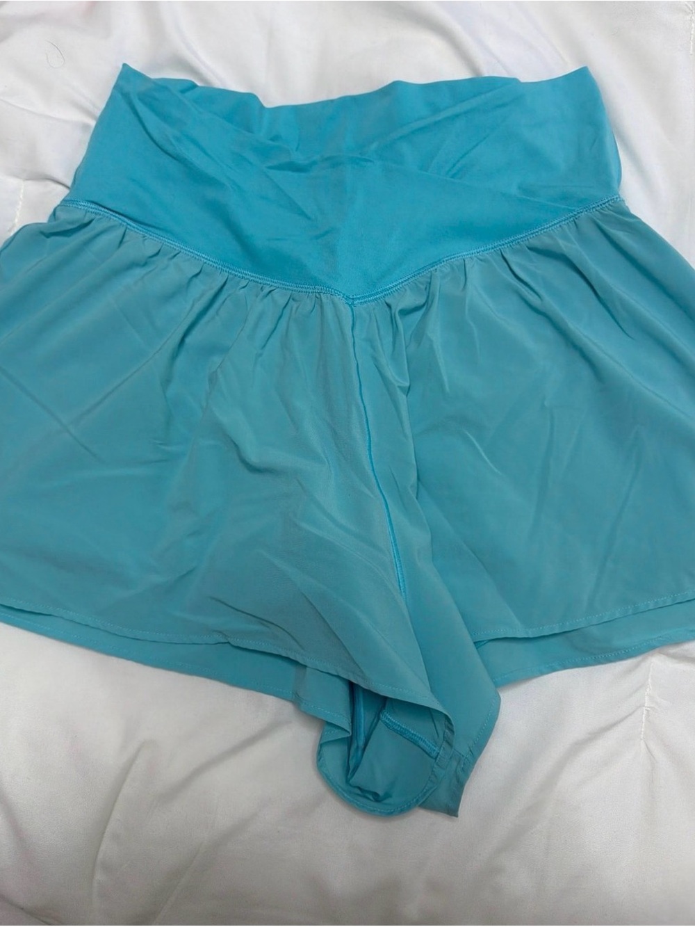 OFFLINE by Aerie Athletic Flow Shorts in Turquoise